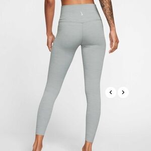 Nike Yoga Dri-FIT High-Waisted Leggings